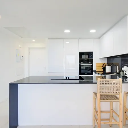 Apartament Infinity Pool, Sea View And Private Terrace