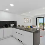 Infinity Pool, Sea View And Private Terrace Apartmán
