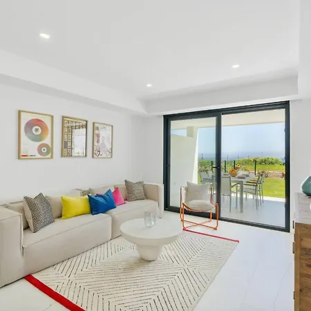Infinity Pool, Sea View And Private Terrace Estepona