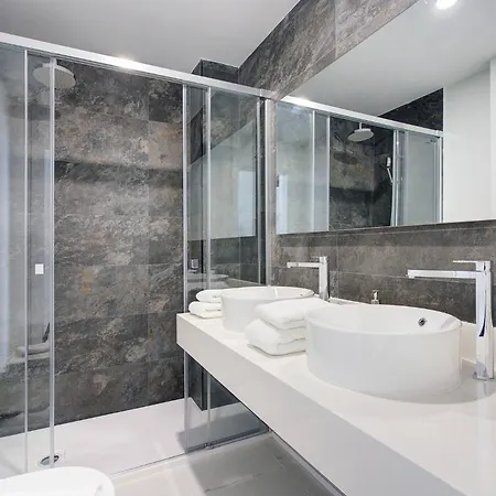 Apartment Infinity Pool, Sea View And Private Terrace Estepona