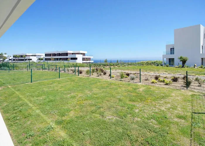 Apartment Infinity Pool, Sea View And Private Terrace Estepona