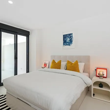 Infinity Pool, Sea View And Private Terrace Apartment *