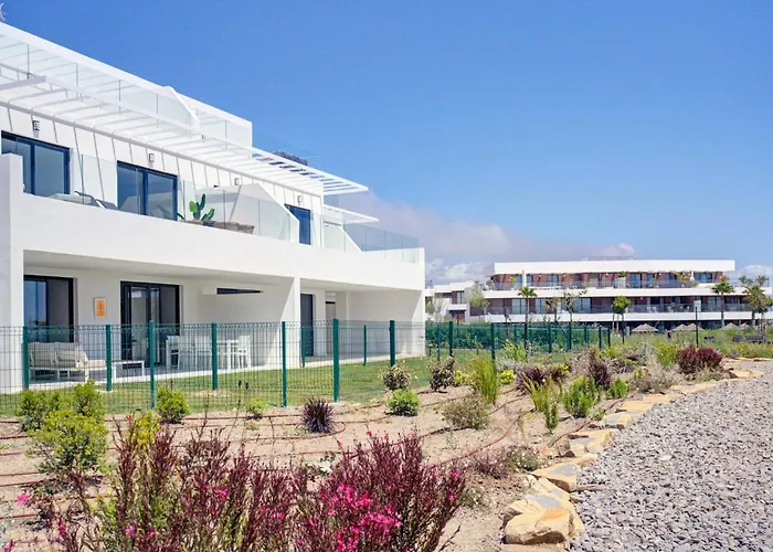 Infinity Pool, Sea View And Private Terrace Apartment